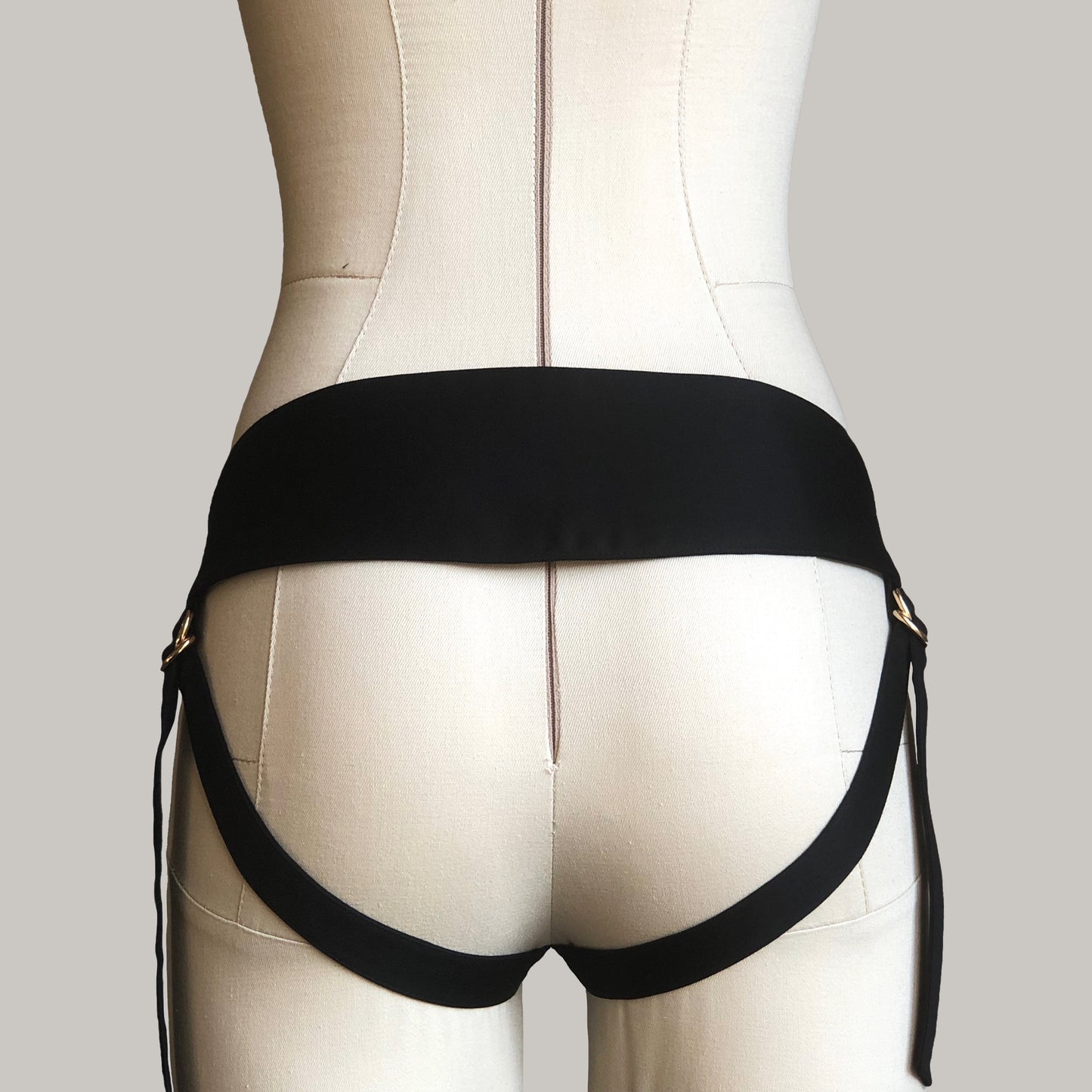 Classic Velcro Mid Rise Strap On Harness Black
