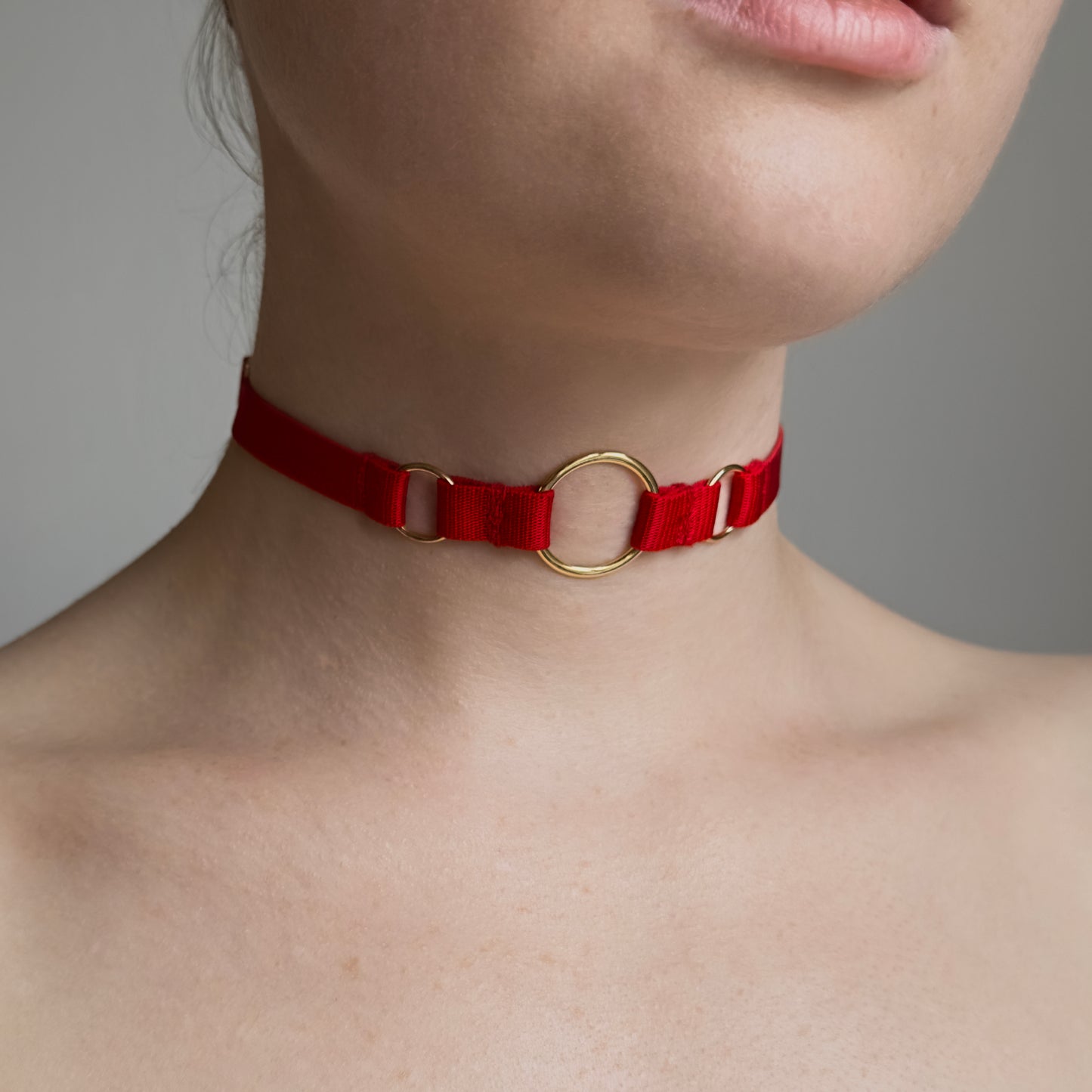 CANDYMISHKA Strap Collar "Calliope" Red