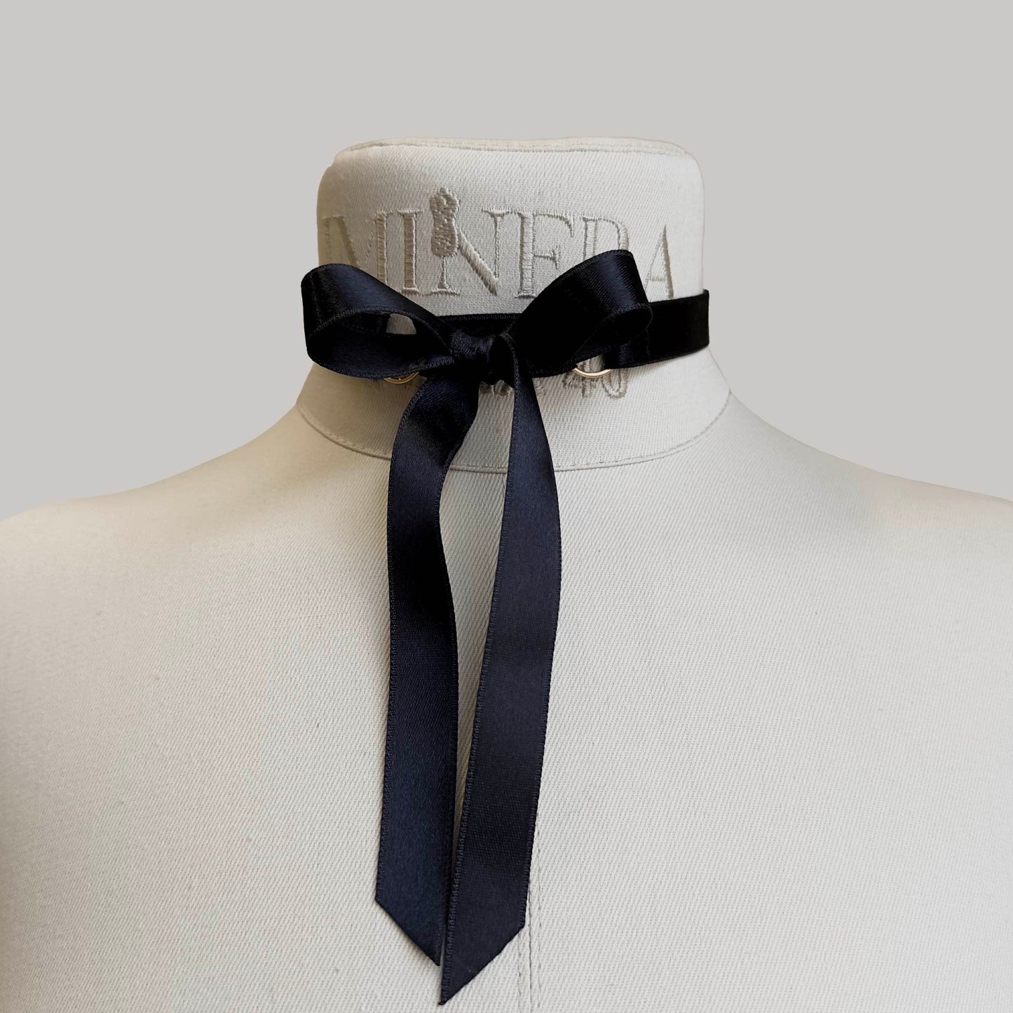 Collar With Ribbons "Iris" Black