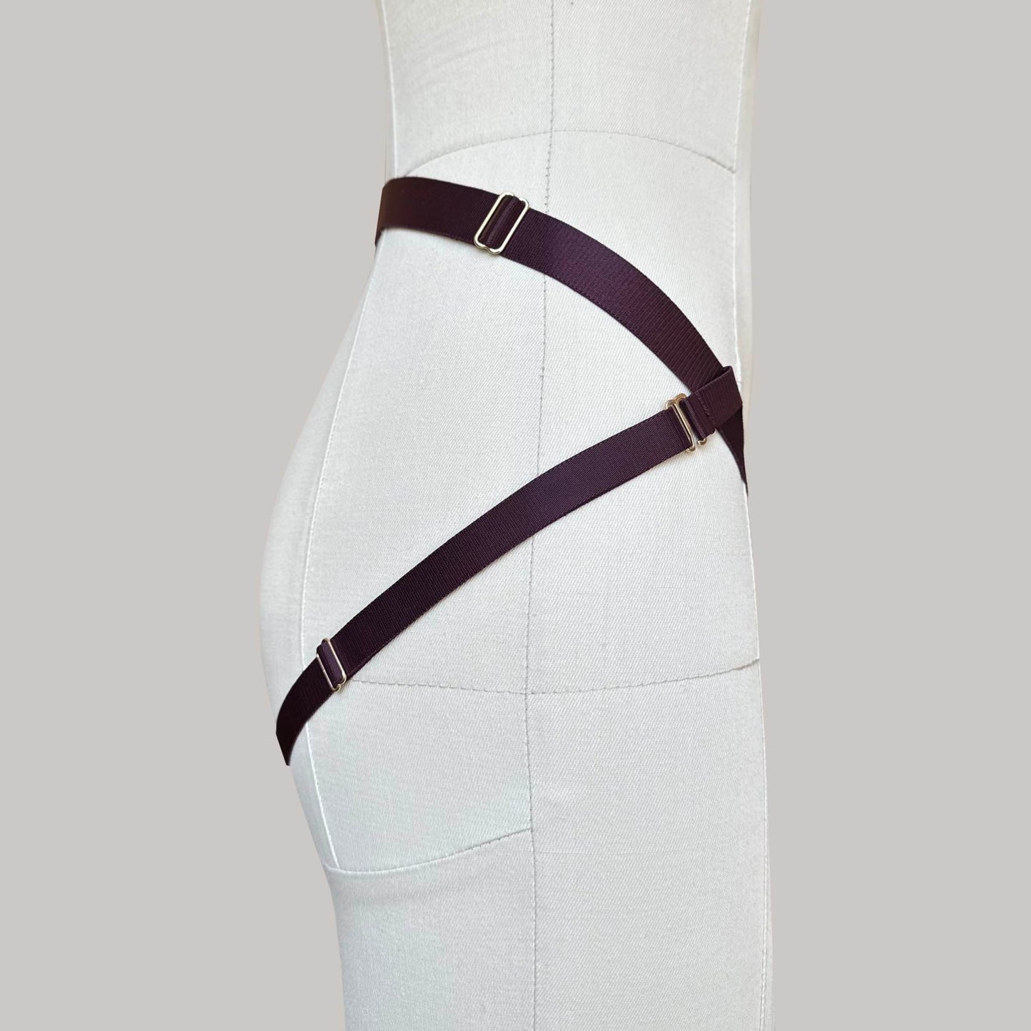 Elastic Strap On Harness "Selene" (Burgundy)