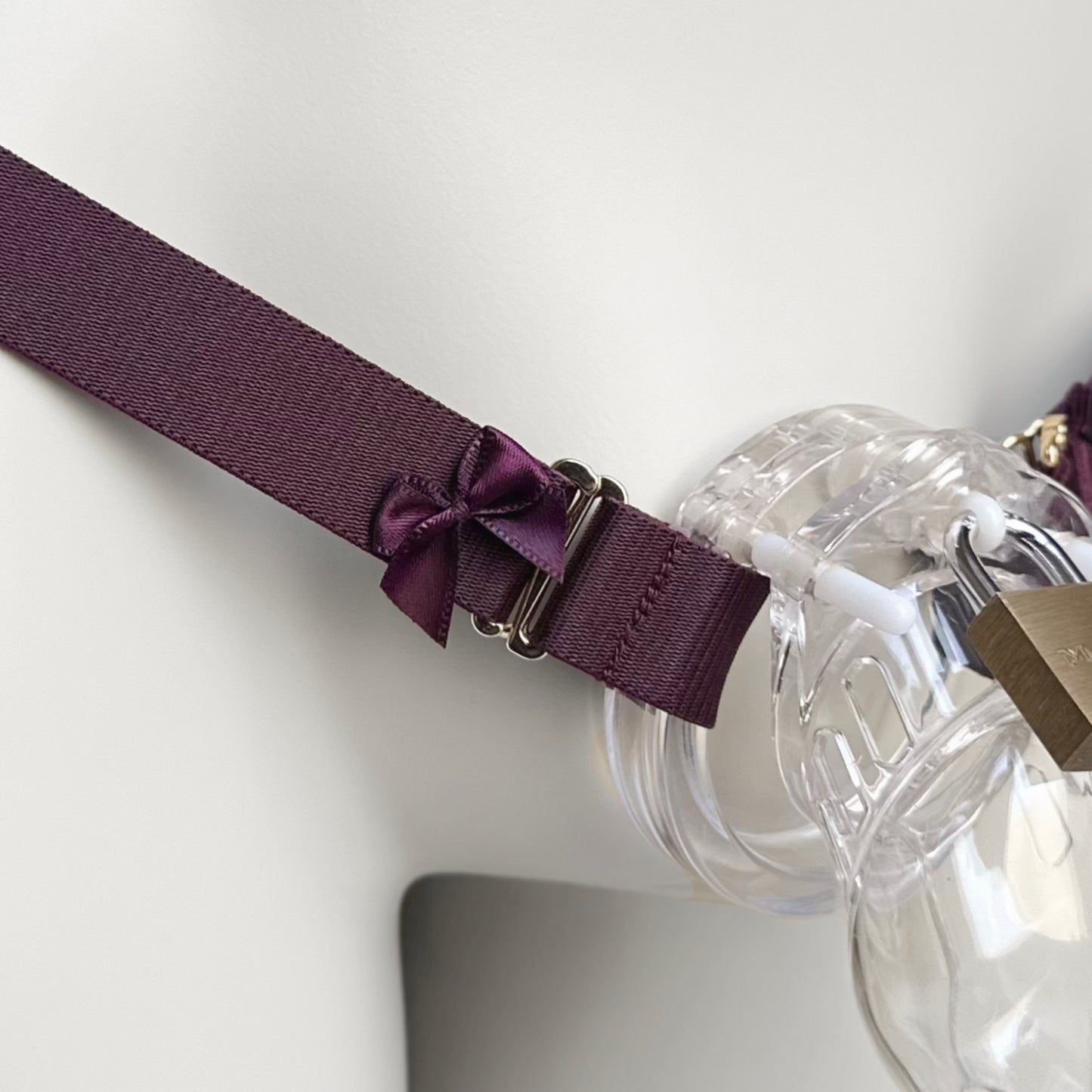 Two Straps Sissy Support Belt For Chastity Cage (Burgundy)