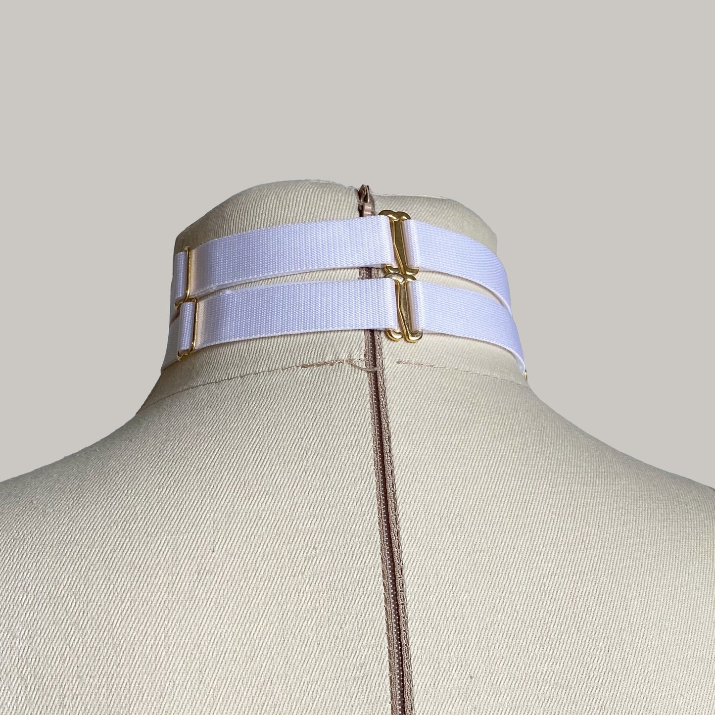 Ring Collar "Selene" White