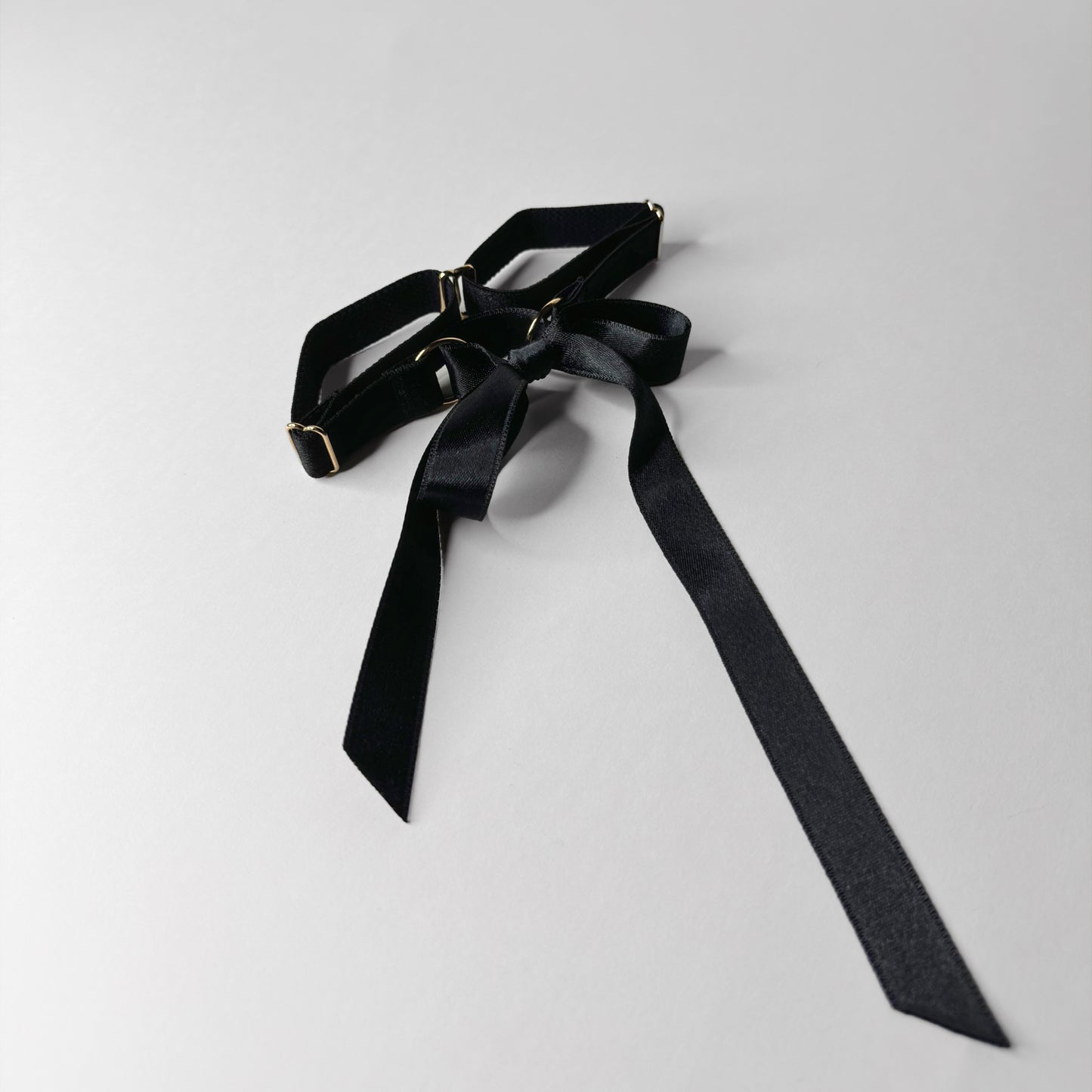 Collar With Ribbons "Iris" Black