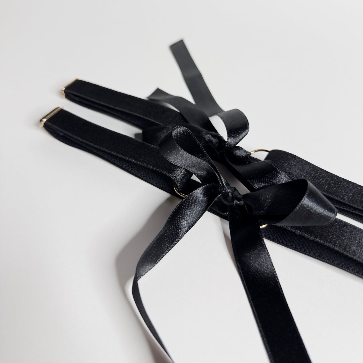 Garters With Ribbons "Iris" Black