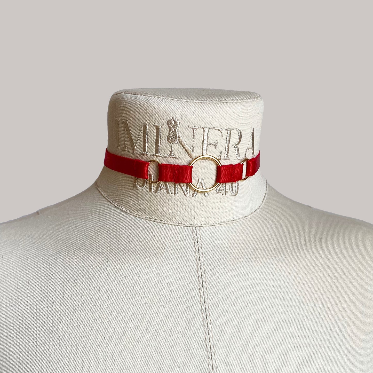 Strap Collar "Calliope" Red
