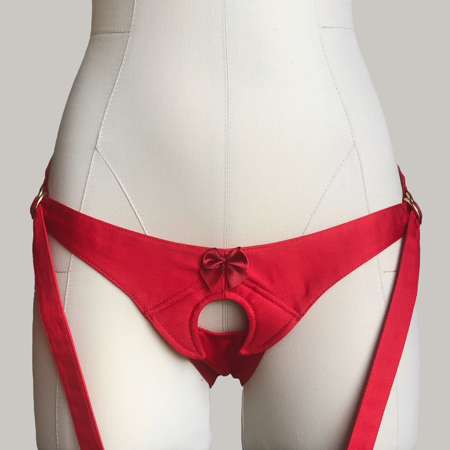 Saddle Velcro Mid Rise Strap On Harness (Red)