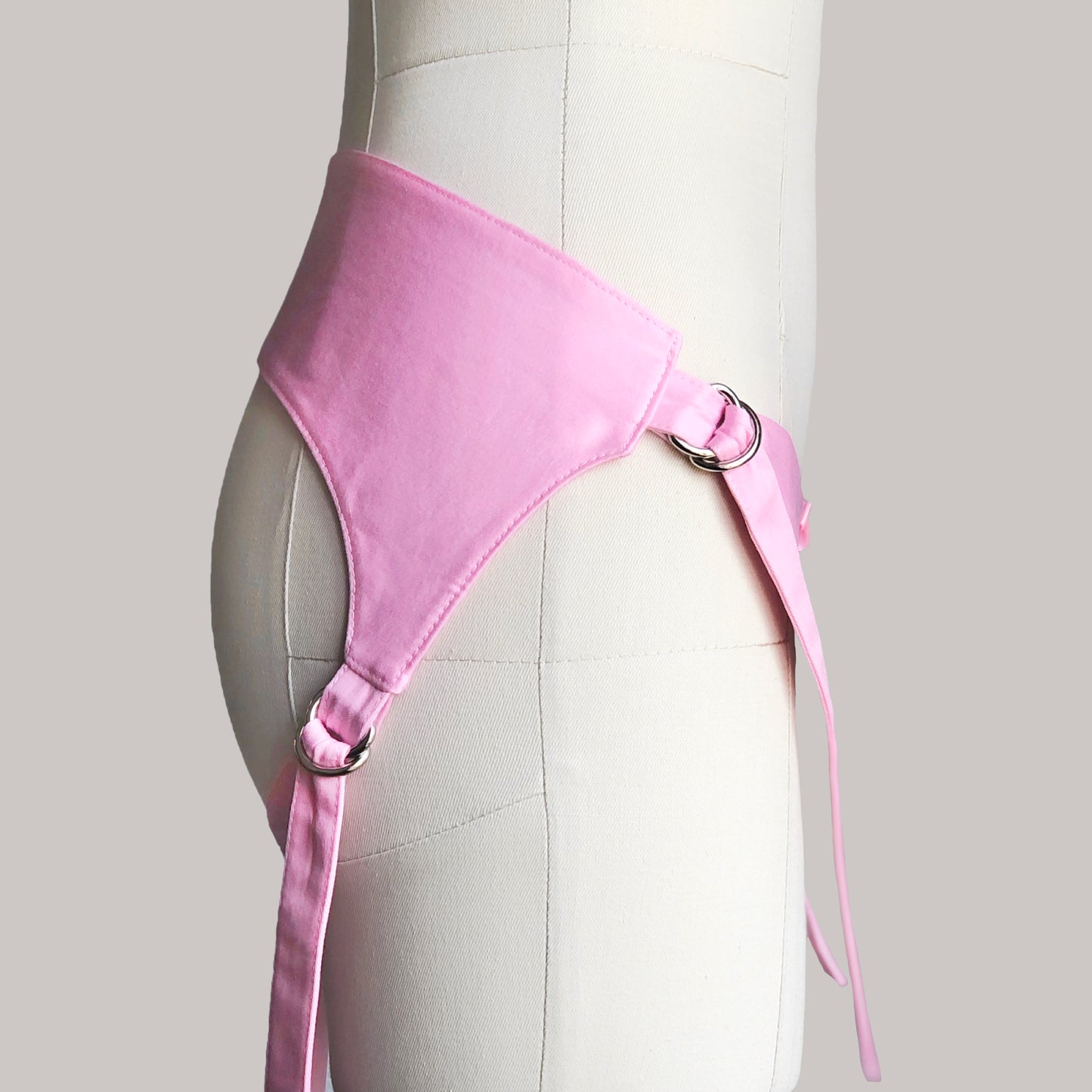 Saddle Velcro Mid Rise Strap On Harness (Light Pink)