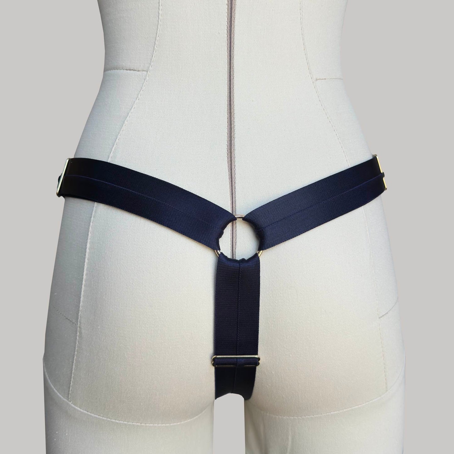 Thong Strap On Harness "Cora" (Navy)