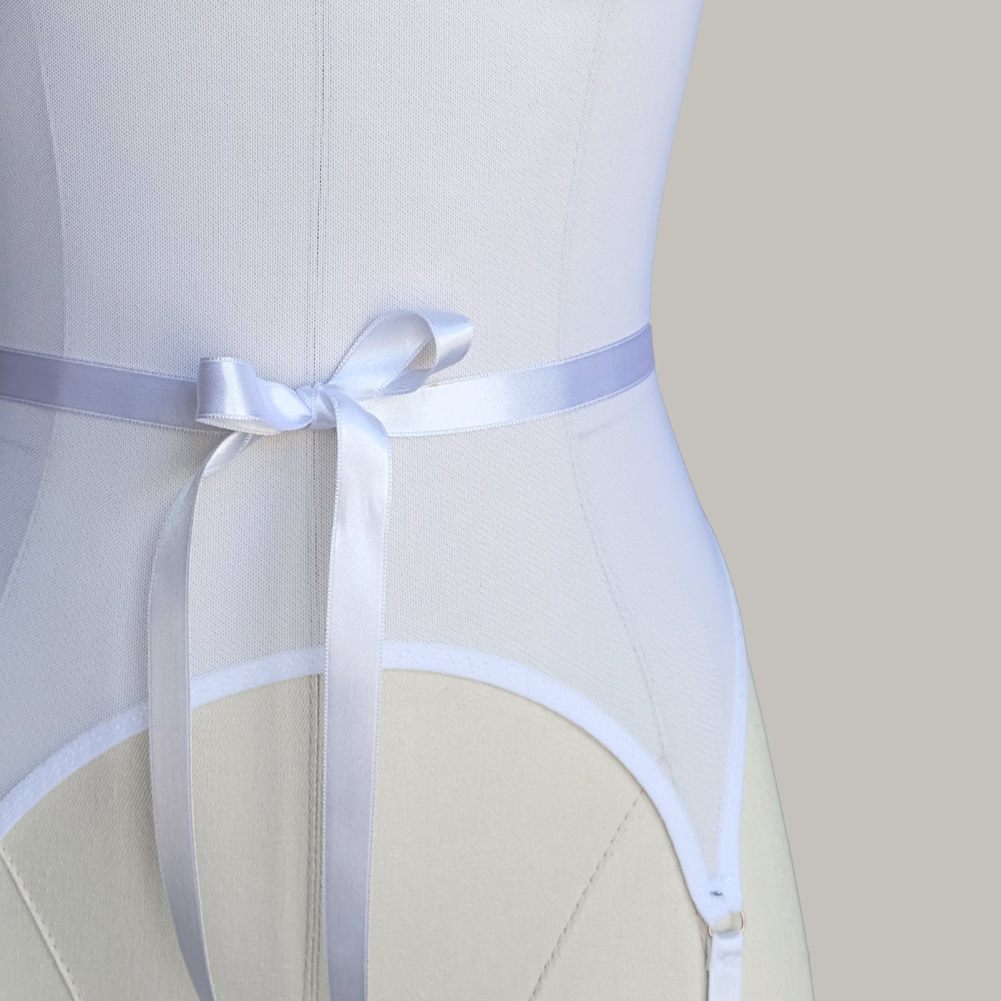 Mesh Basque With Ribbons "Iris" White