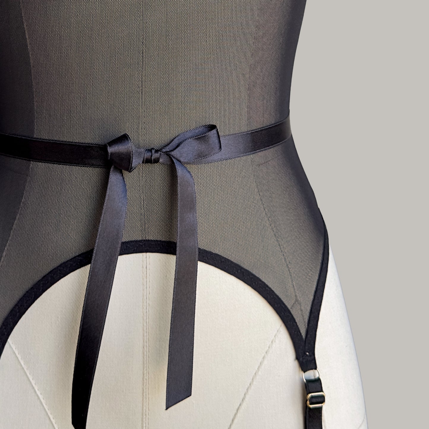 Mesh Basque With Ribbons "Iris"