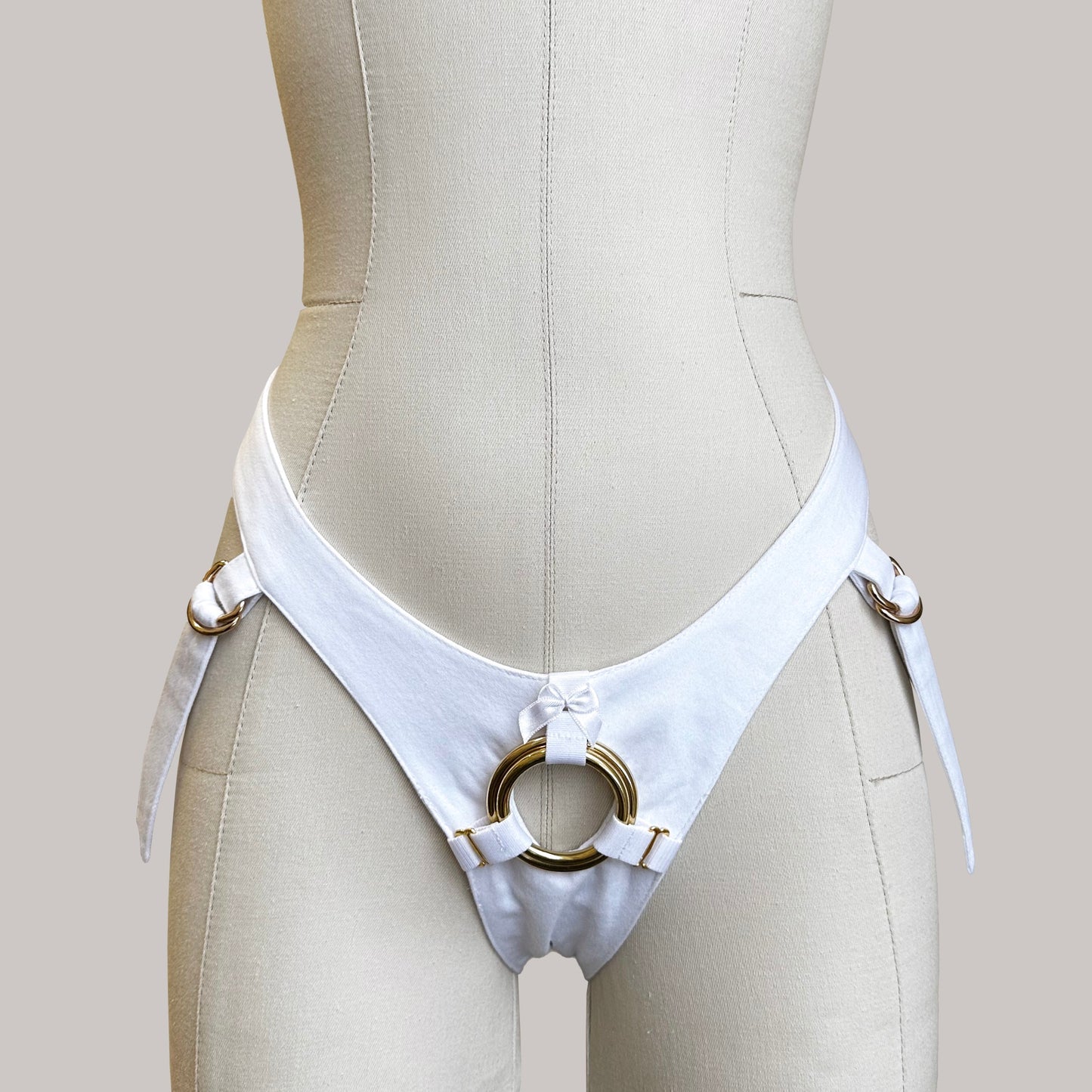 Basic High Waisted Strap-On Harness with Ring
