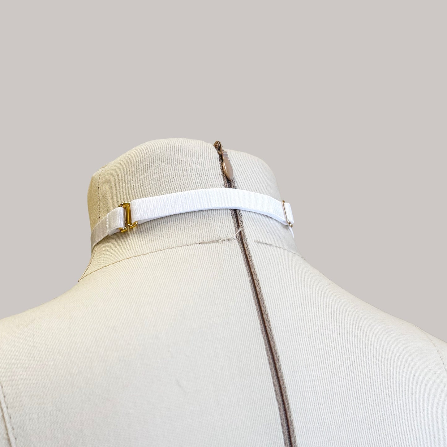 Strap Collar "Calliope" White